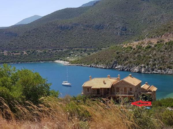 Two-Storey Mansion At The Sea Arkadiko Chorio Экстерьер фото